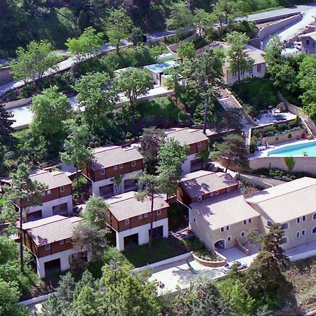 Апартаменти Pousterle De Sabran - Piscine & Hammam Екстер'єр фото