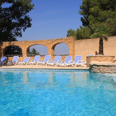 Апартаменти Pousterle De Sabran - Piscine & Hammam Екстер'єр фото